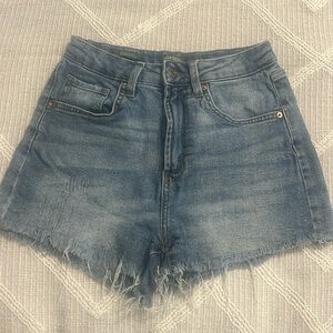High-rise Mom shorts, size 2, made by wild fable